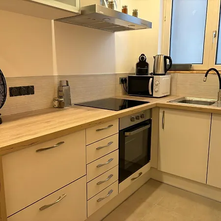 Апартаменти Eden Classer 3 Etoiles Кольмар