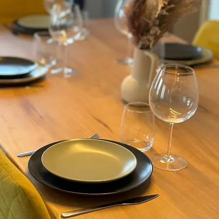 Eden Classer 3 Etoiles קולמר