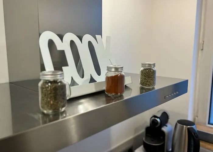 Eden Classer 3 Etoiles Апартаменти Кольмар